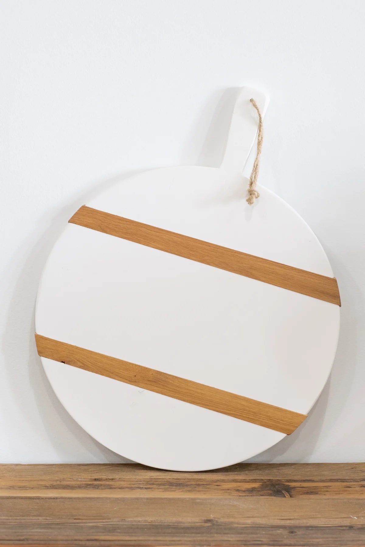White Round Mod Charcuterie Board