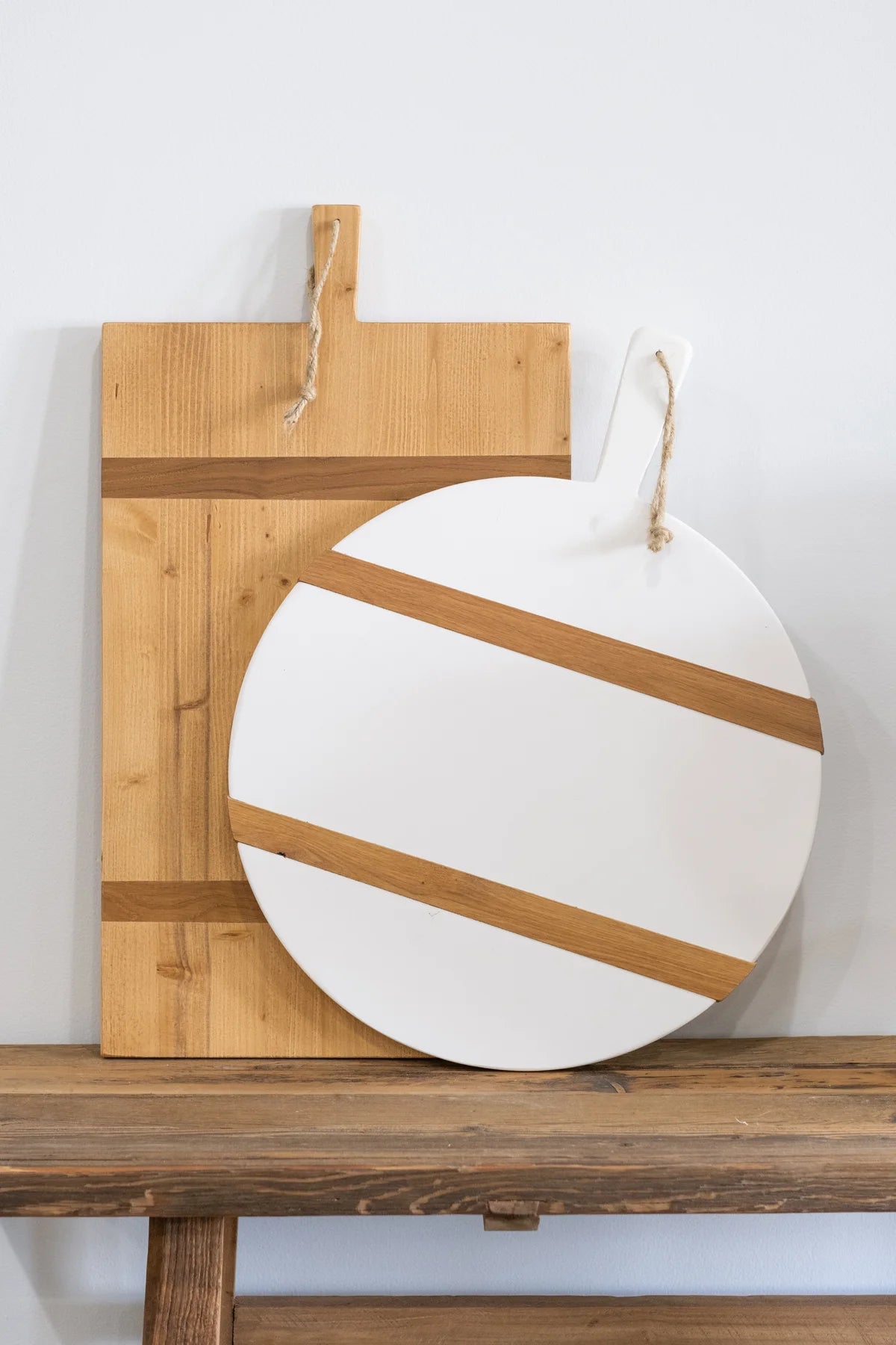 White Round Mod Charcuterie Board