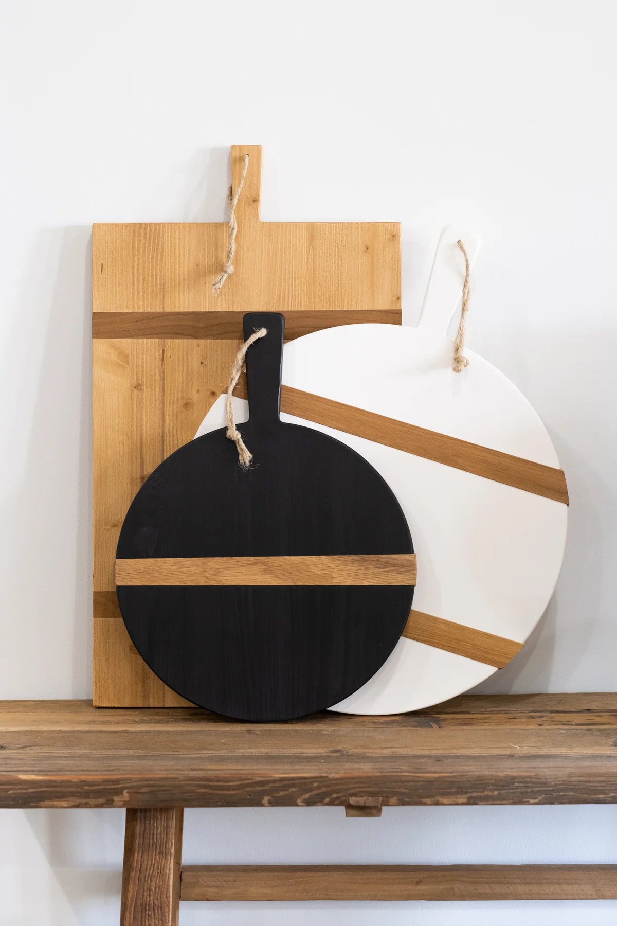 White Round Mod Charcuterie Board