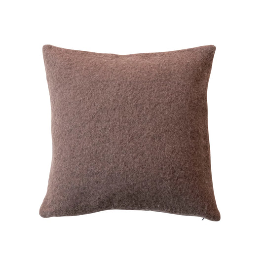 Quinn Pillow