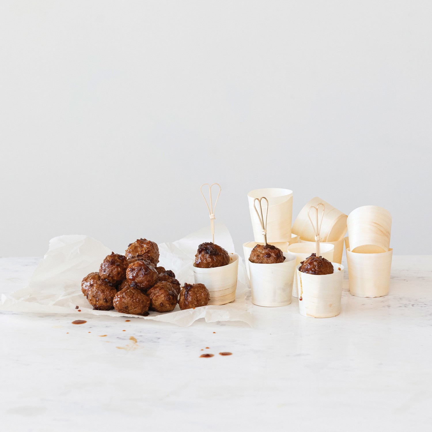 Single Use 4 oz. Wood Cups for Snacks, Appetizers, and Hors d'Oeuvres styled with Meatballs